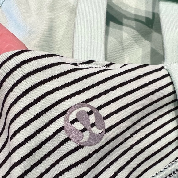 🩵 Lululemon Energy Bra - Mini Hyper Stripe Fresh Teal - Picture 5 of 7